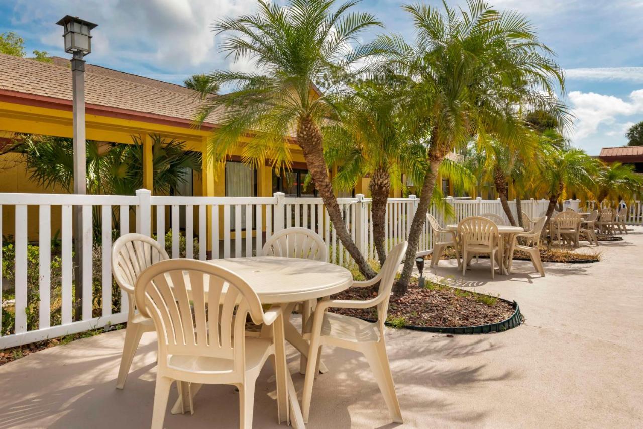Best Western International Speedway Hotel Daytona Beach Exterior foto
