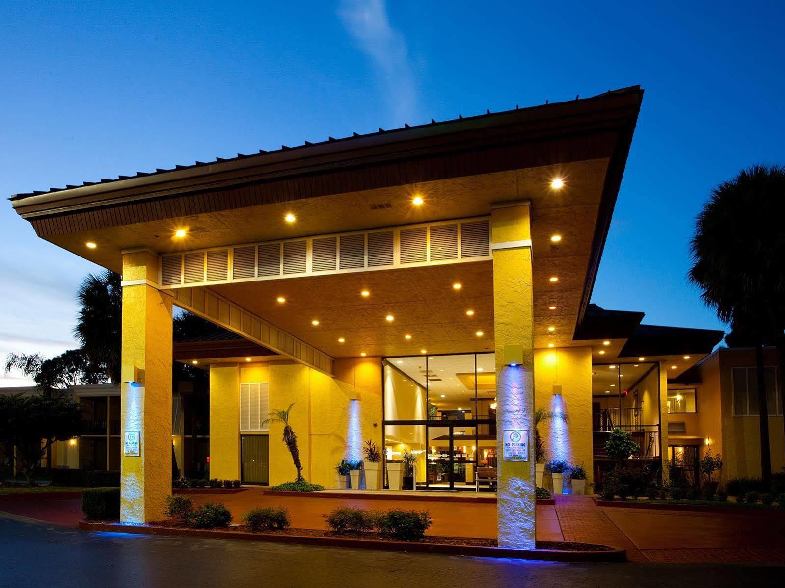 Best Western International Speedway Hotel Daytona Beach Exterior foto